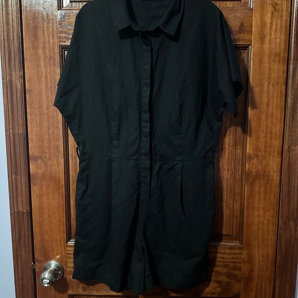 Uniqlo Black Short Sleeve Button Up Jumpsuit